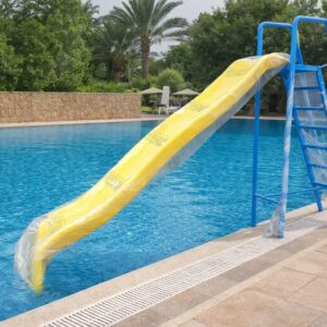 TOBOGGAN DE PISCINE